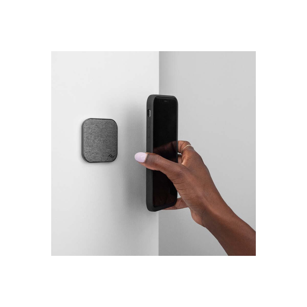 Magnetický držák telefonu Peak Design Wall Mount - šedý - náhled 2