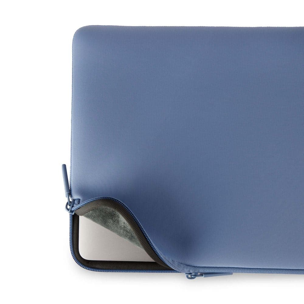 Ochranné pouzdro pro MacBook Neo Pipetto Classic Fit Sleeve - modré - náhled 5