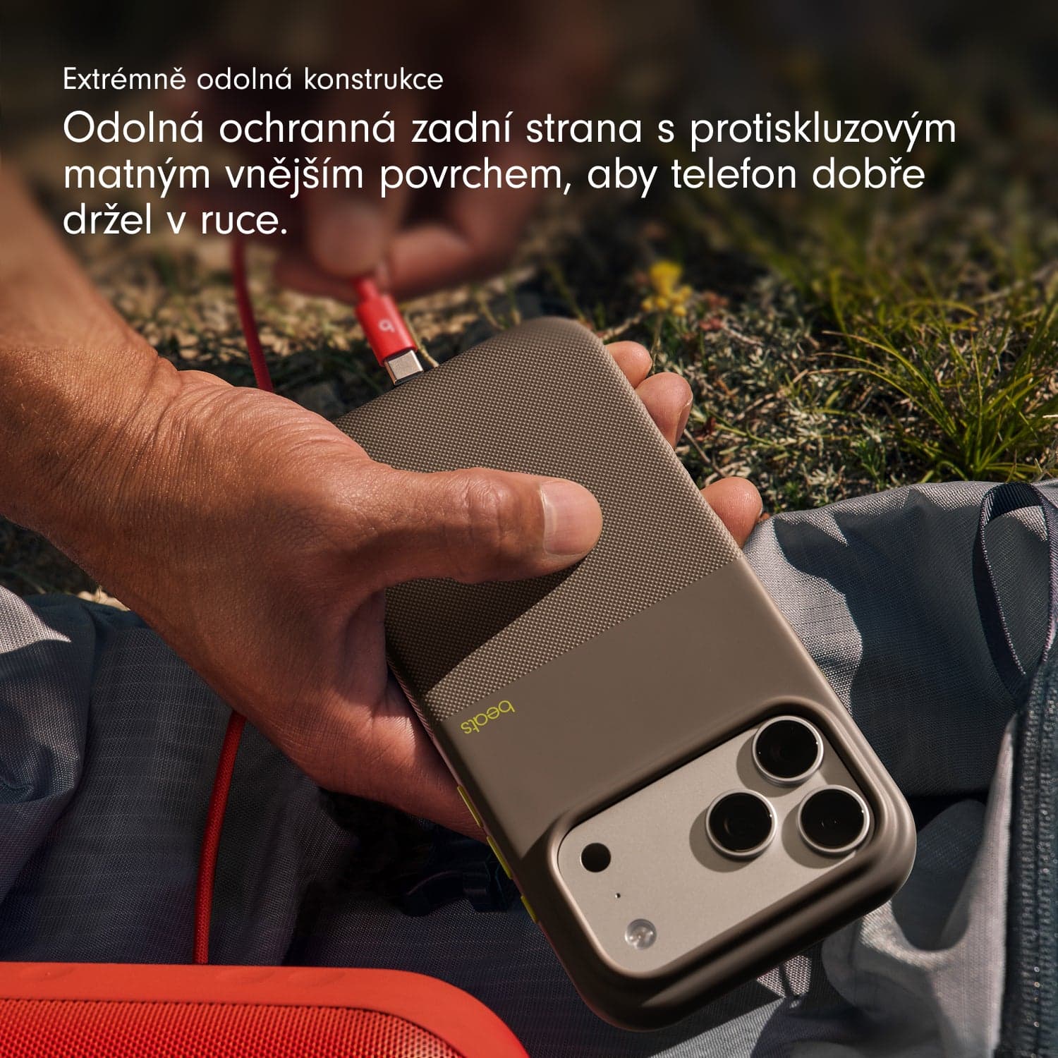 Odolný kryt pro iPhone 17 s Beats MagSafe a ovladačem fotoaparátu - alpsky šedý - náhled 5