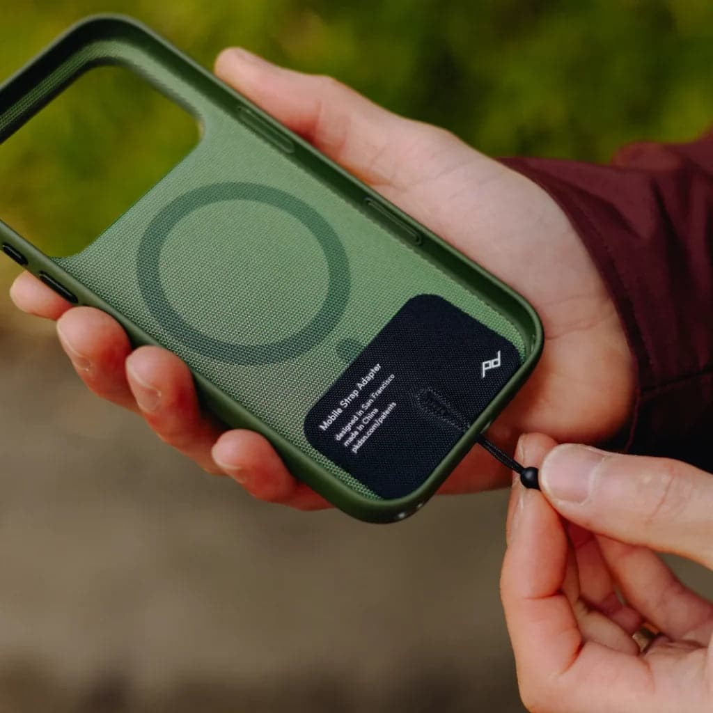 Univerzální adaptér pro popruhy Peak Design Mobile Strap Adapter - černý - náhled 3