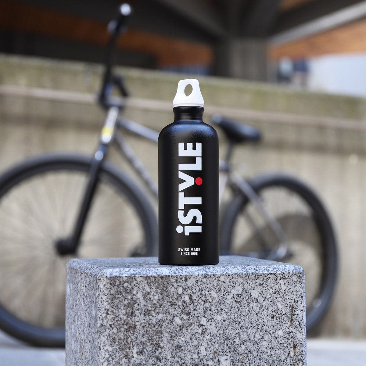 Sportovní lahev SIGG iSTYLE - černá - náhled 3