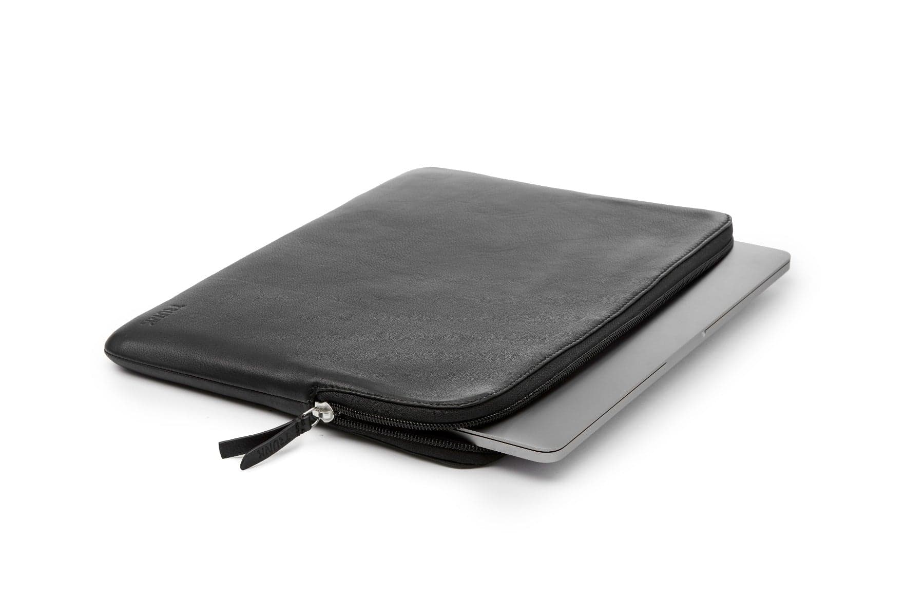Pouzdro pro MacBook Pro 16" Trunk Leather Sleeve - černé - náhled 3