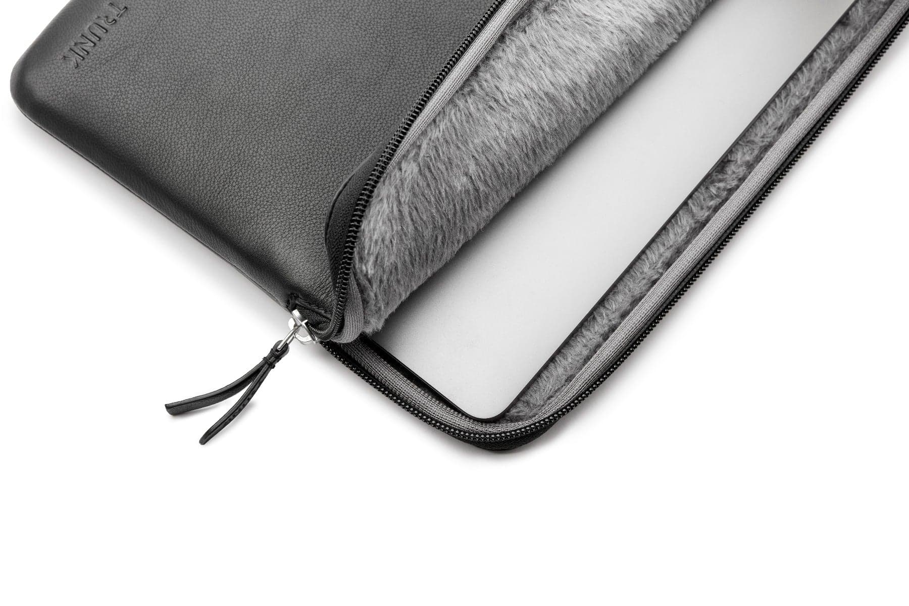 Pouzdro pro MacBook Pro 16" Trunk Leather Sleeve - černé - náhled 4
