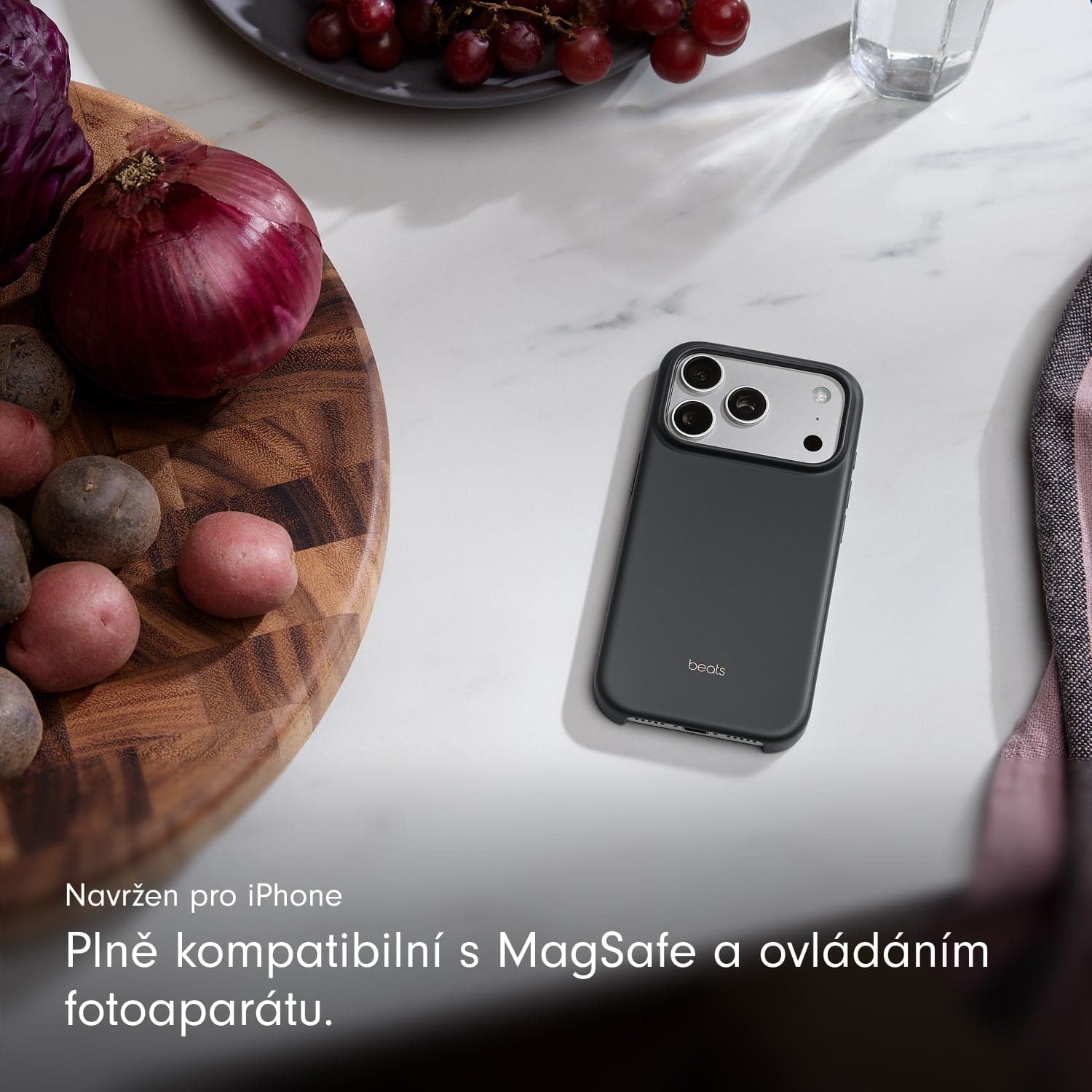 Kryt pro iPhone 17 Pro s MagSafe a ovladačem fotoaparátu - granitově šedý - náhled 4