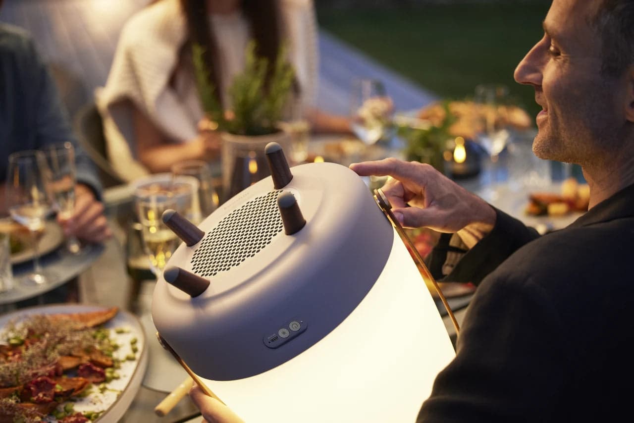 Designová lampa s reproduktorem Kooduu Lite-up Play - Earth - náhled 5