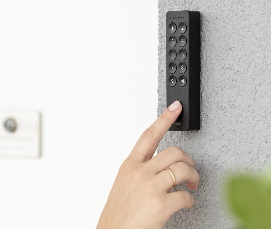 Klávesnice Nuki KEYPAD 2.0 se čtečkou otisků prstu - náhled 3